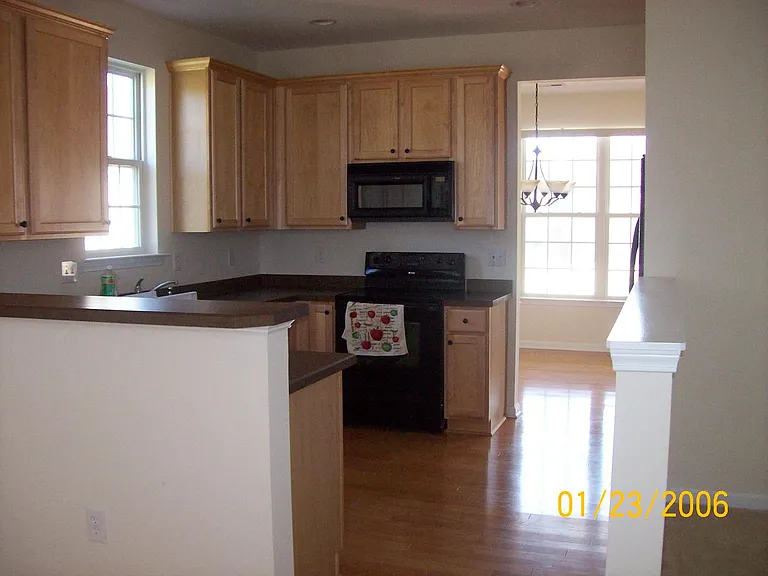 112 Coxton Mill Ct — Photo 7