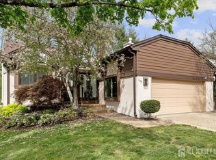 198 Sayre Dr, Princeton, NJ 08540