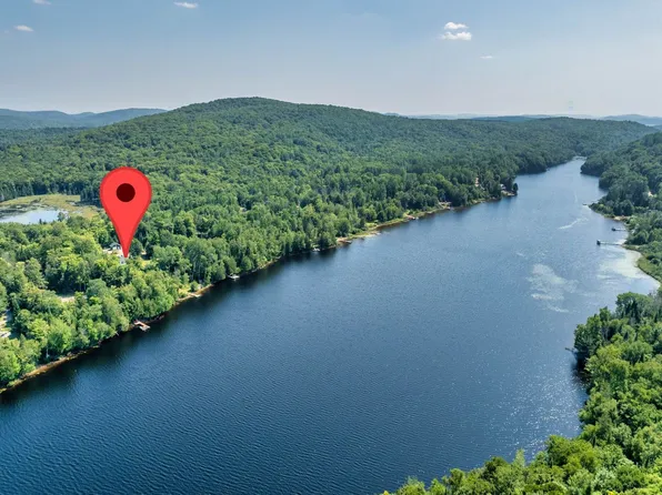 246 Chemin Du Lac De La Carpe Drs, Lac Des Plages, QC J0T 1K0