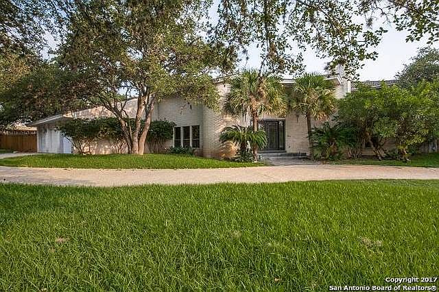 1st image of 106 Fairway Cir