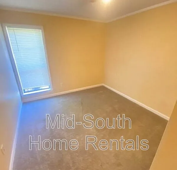 4457 Walden Glen Cv — Photo 11