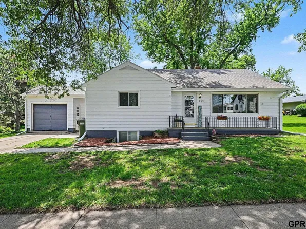 405 Vine St, Yutan, NE 68073