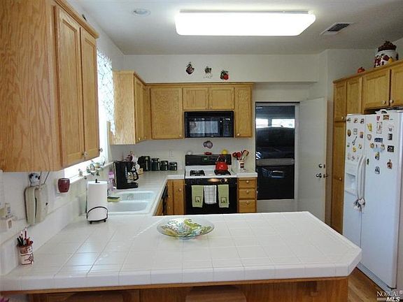 2nd image of 212 Calais Ct