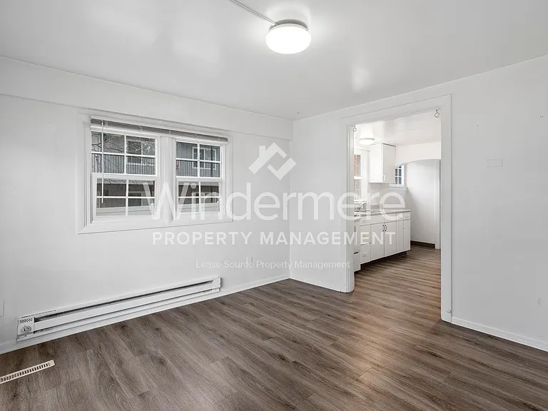 1425 W 8th Ave — Photo 5