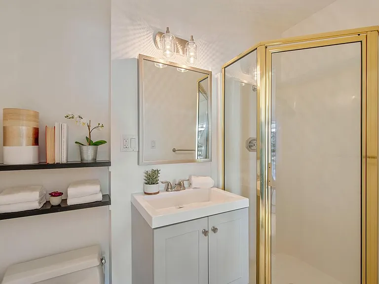 314 Joyce Way — Photo 42
