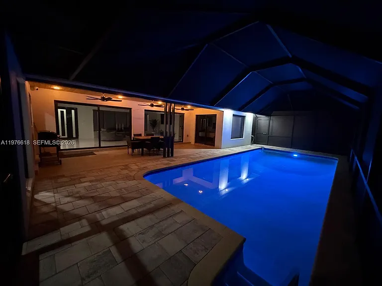 103 Tropicana Dr — Photo 42