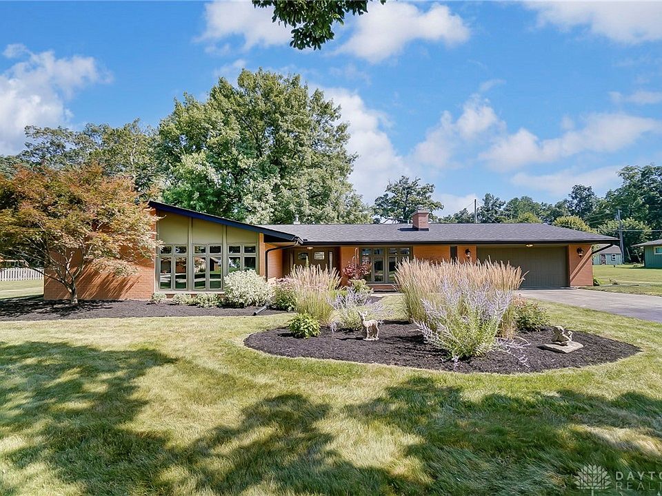 1st image of 1045 Oak Lea Dr