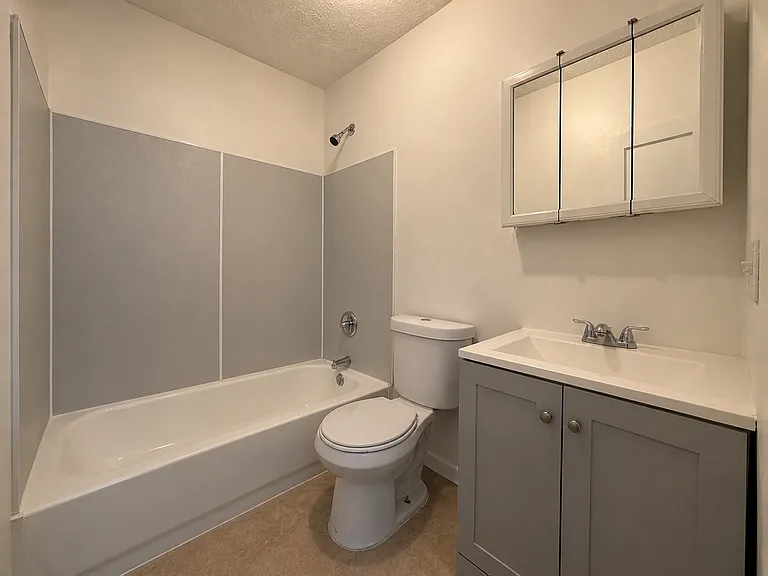 3454 E 118th St #2 — Photo 12