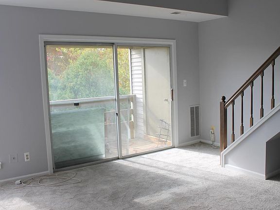 2nd image of 6609 Jupiter Hills Cir APT G