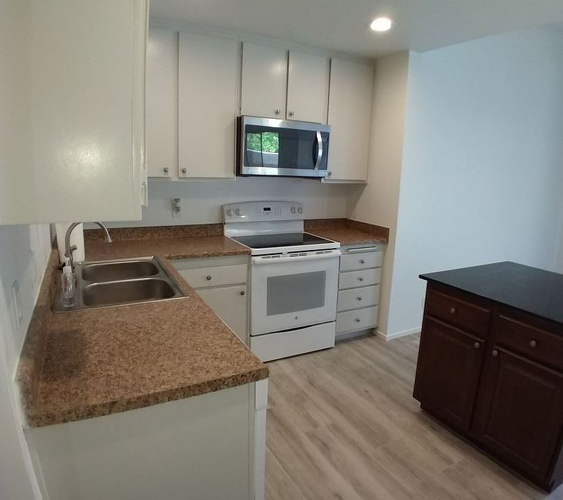 1st image of 54610 Eisenhower Dr