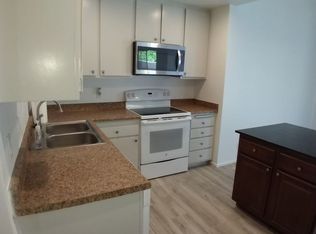 54610 Eisenhower Dr, La Quinta, CA 92253