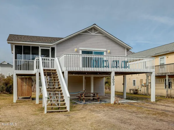1003 N Topsail Drive, Surf City, NC 28445