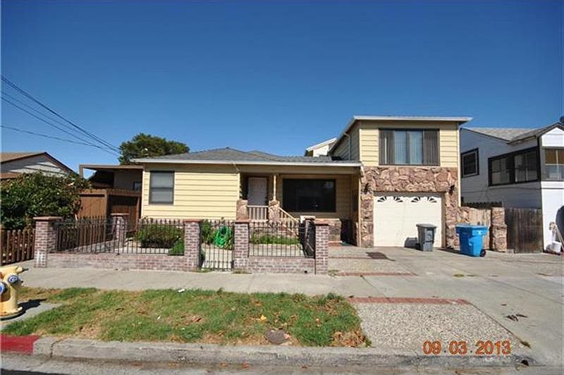 1st image of 640 2nd Ave