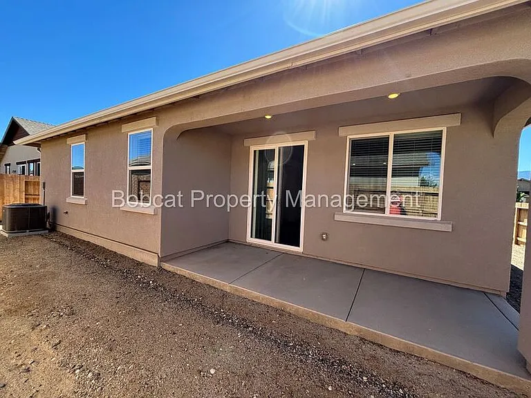 1097 Dapple Dr — Photo 38