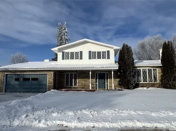 503 7th AVENUE W, Biggar, SK S0K 0M0