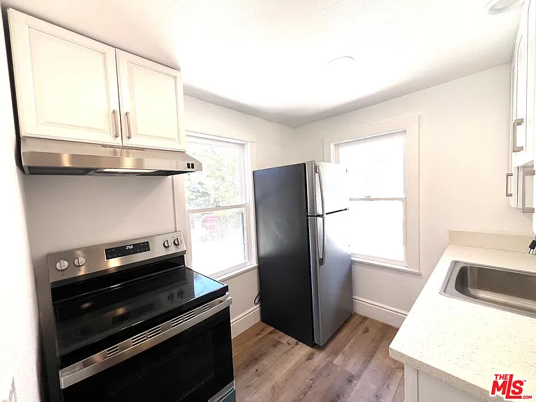 1828 S Gramercy Pl #1/4 — Photo 6