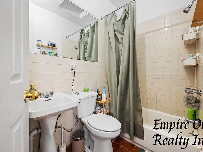 410 Lorimer St #3L — Photo 8
