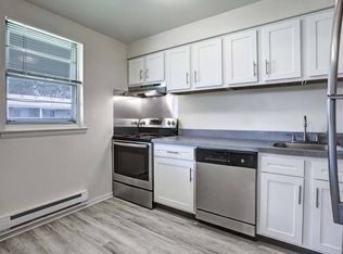 Silver Lake Manor Apartments, Clementon, NJ 08021