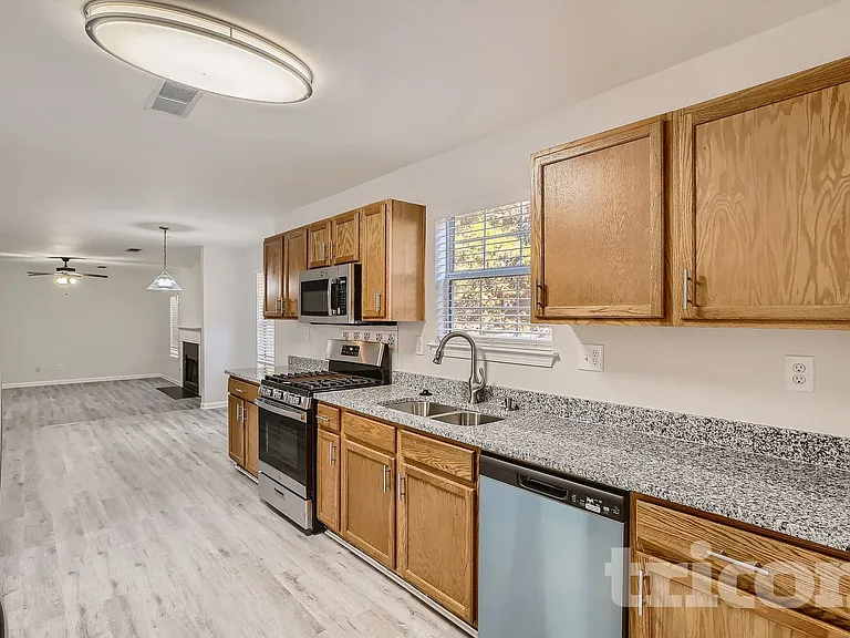 141 Wood Way — Photo 13