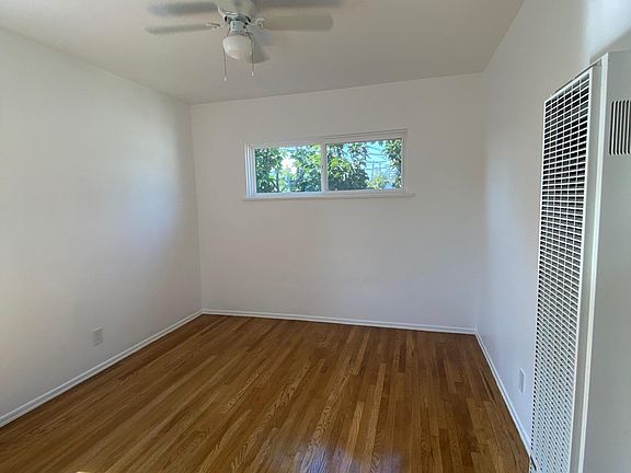 UPSTAIRS BEDROOM