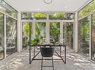 240 E 61st St #Townhouse, New York, NY
