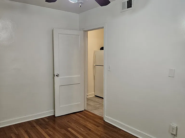 1722 H St NE #B — Photo 8