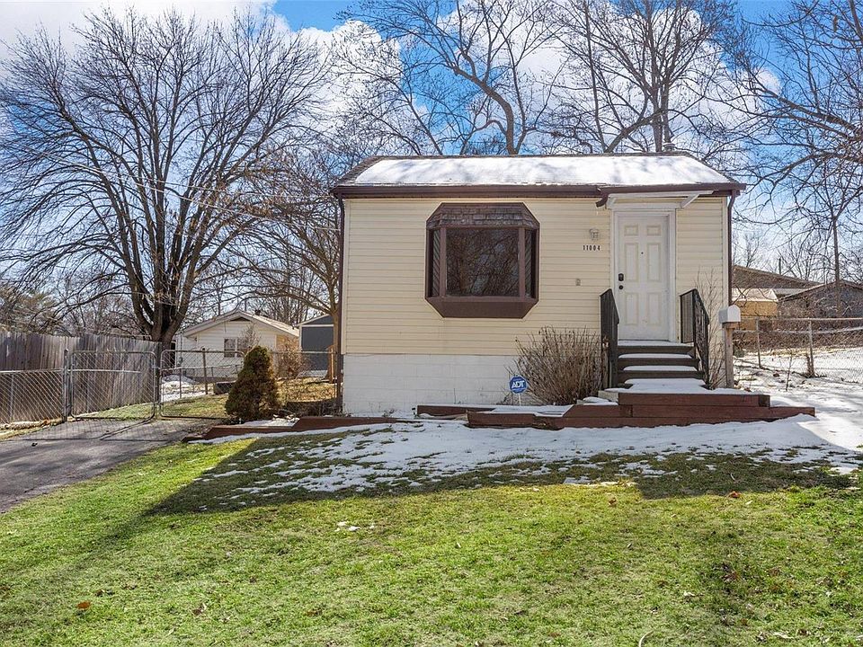 1st image of 11004 Ivan Ave