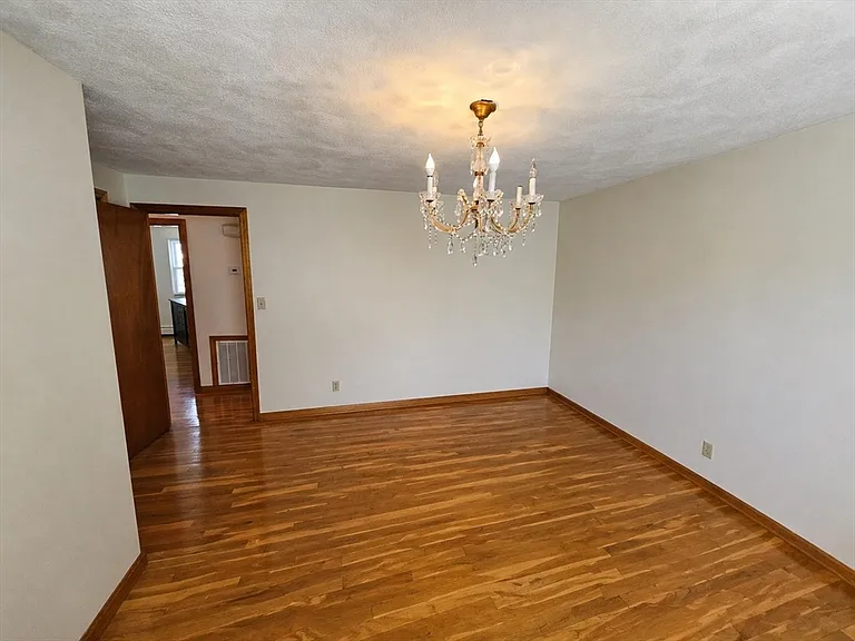 91 Irving St #91 — Photo 22