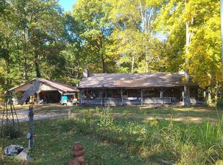 1185 Rowe School Rd, Puryear, TN 38251