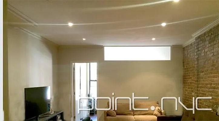 Rented by Point NYC | media 33