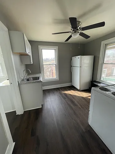 346 Harrison Ave #3 Photo 1
