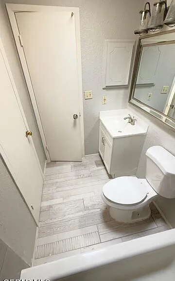 8804 Kenneth St — Photo 37