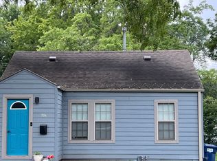 906 Gary Ave, Spirit Lake, IA 51360