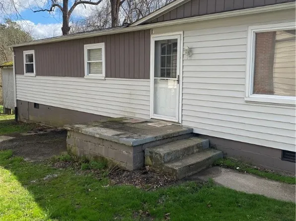 5138 Lone Pine Lane Cross, Ivydale, WV 25113