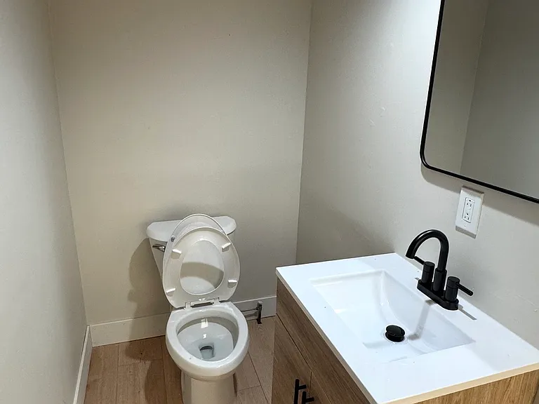 10 Dickinson Ave #3 — Photo 5