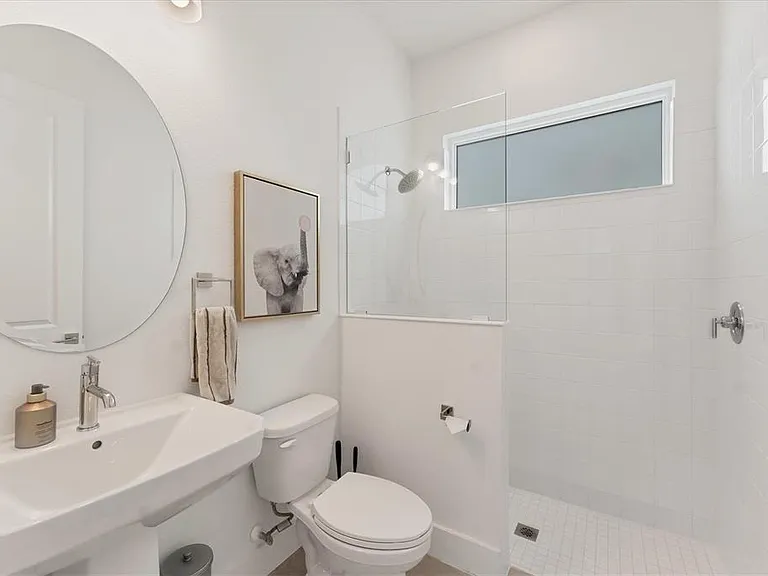 6028 Red Mangrove Ln — Photo 36