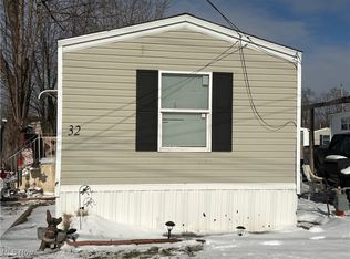 32 Eddy Rd, Madison, OH 44057