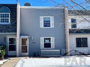 160 Gamble Ln, Pueblo, CO 81001