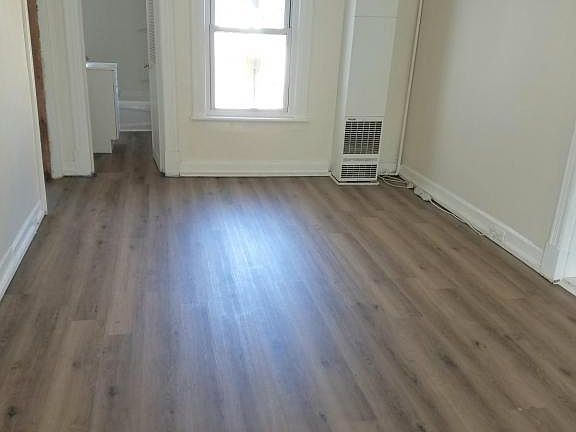3rd image of 8 Saratoga Ave #2
