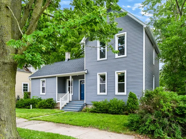 1345 Broadway Ave NW, Grand Rapids, MI 49504