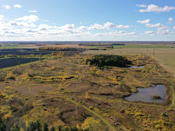 Sth 42, Two Rivers, WI 54241