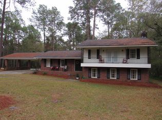 30 17th Ave SE, Moultrie, GA 31768