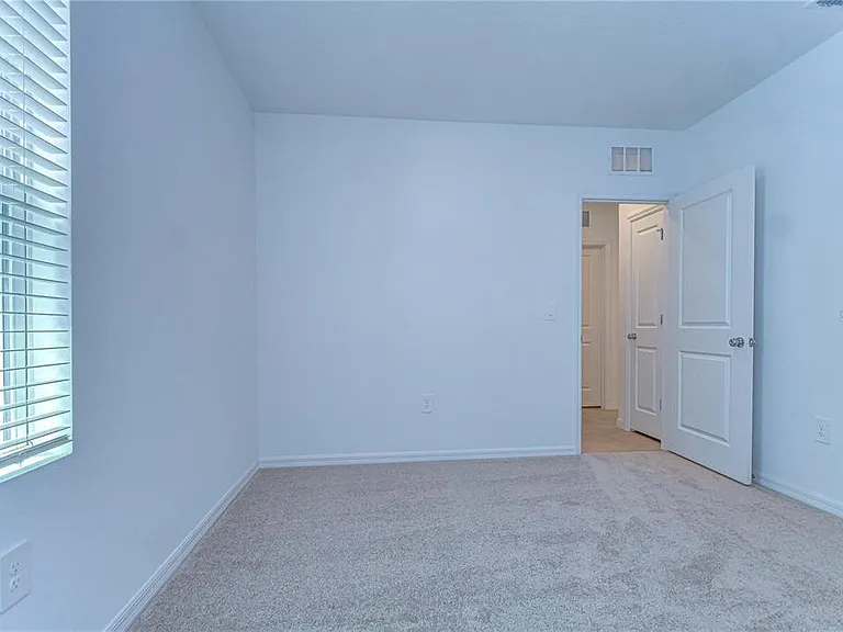 13341 Tropical Breeze Way — Photo 10
