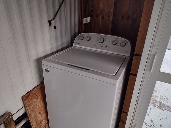4th image of 1817 Eppie Pl