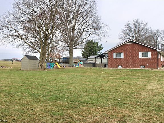 3rd image of 3419 Fredericksburg Rd