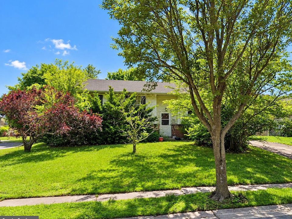 1st image of 9144 Honeysuckle Dr