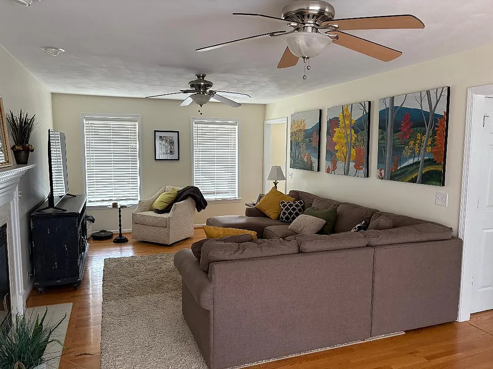110 Amethyst Dr