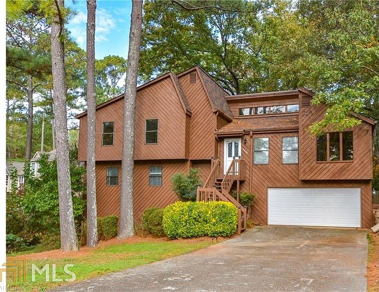 1st image of 4895 Highpoint Dr NE