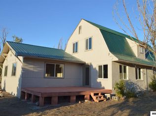 454 Eastside Ln, Coleville, CA