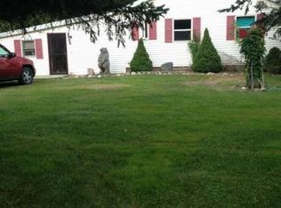 13822 Laketon Ave, Ravenna, MI 49451